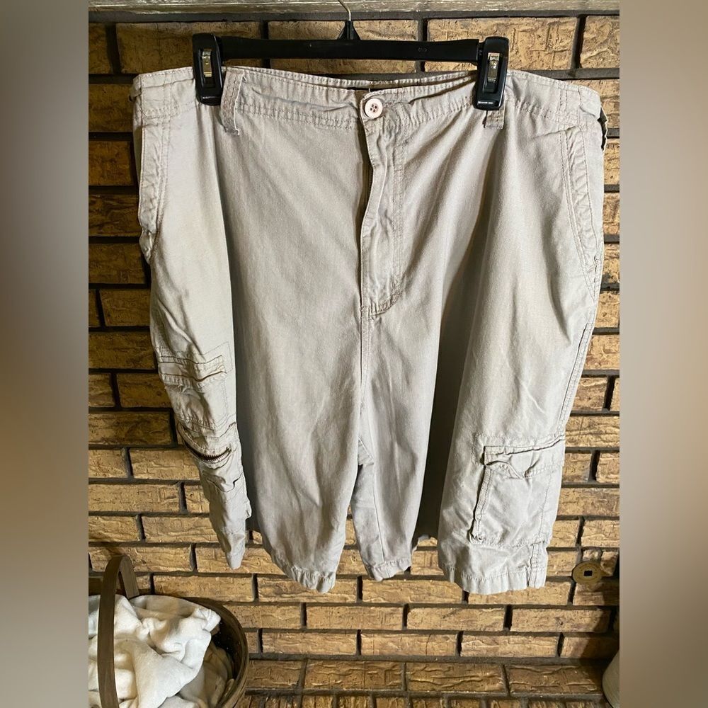 Beverly Hills polo cargo shorts